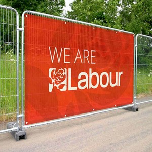 Red color mesh banner